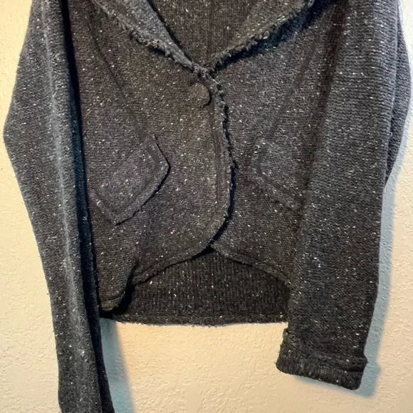 Nine West Gray Cardigan Sweater Shawl Collar SZ L Fuzzy Long Sleeve One Button - Picture 2 of 9